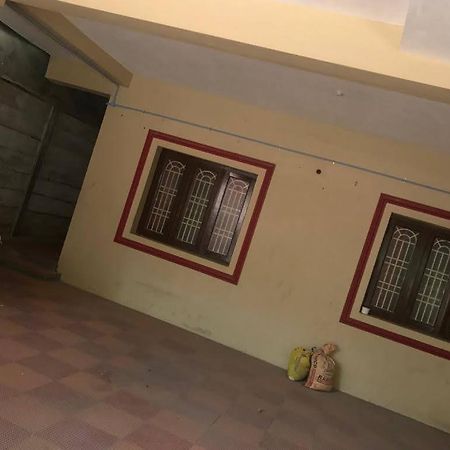 Iswarya Illam Apartment Chidambaram Luaran gambar