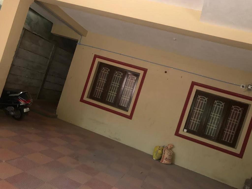 Iswarya Illam Apartment Chidambaram Luaran gambar