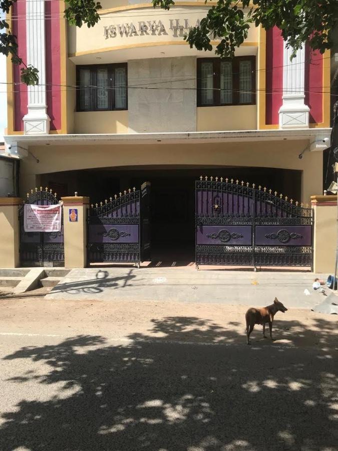 Iswarya Illam Apartment Chidambaram Luaran gambar